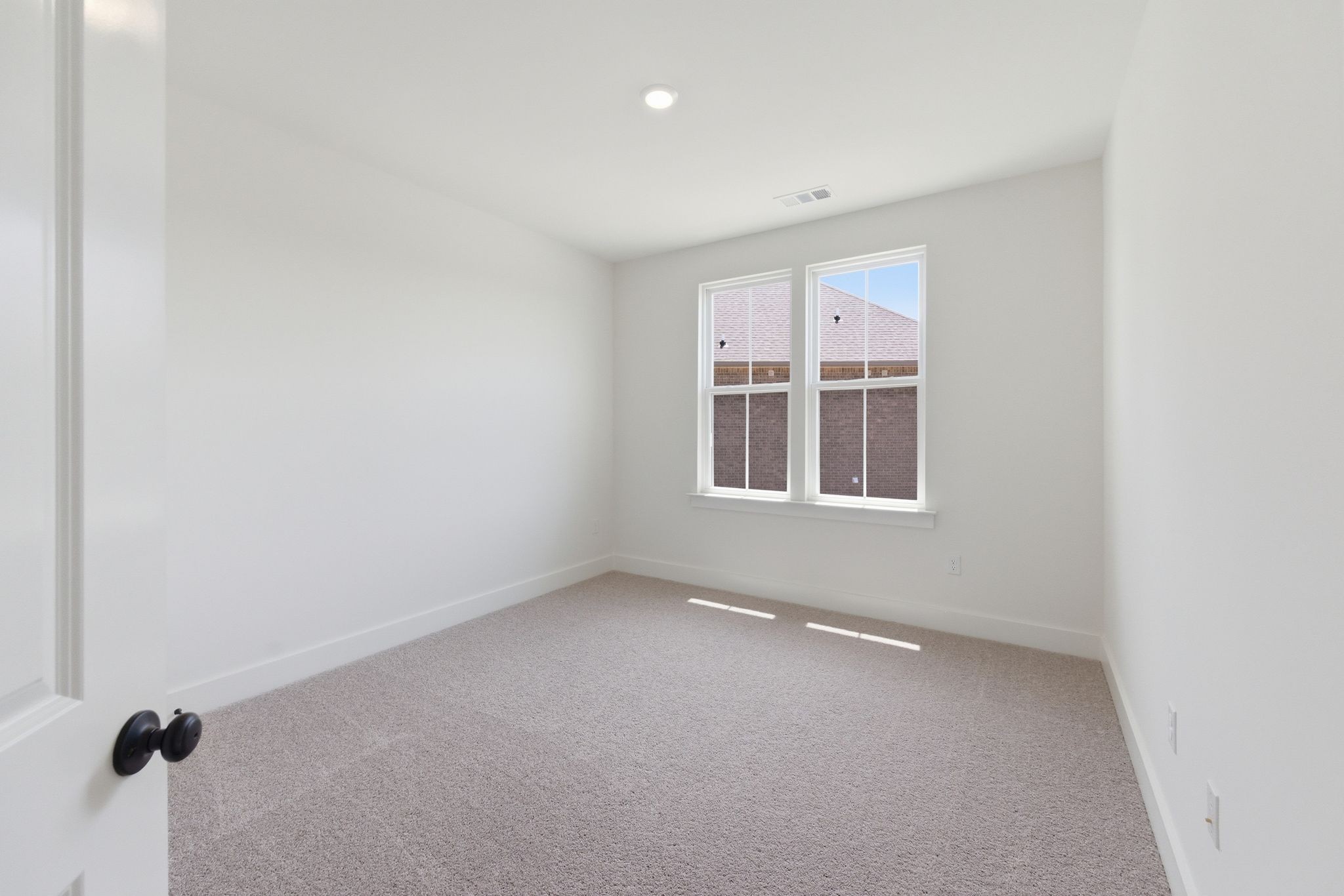 400 Perch St Property Photo 12