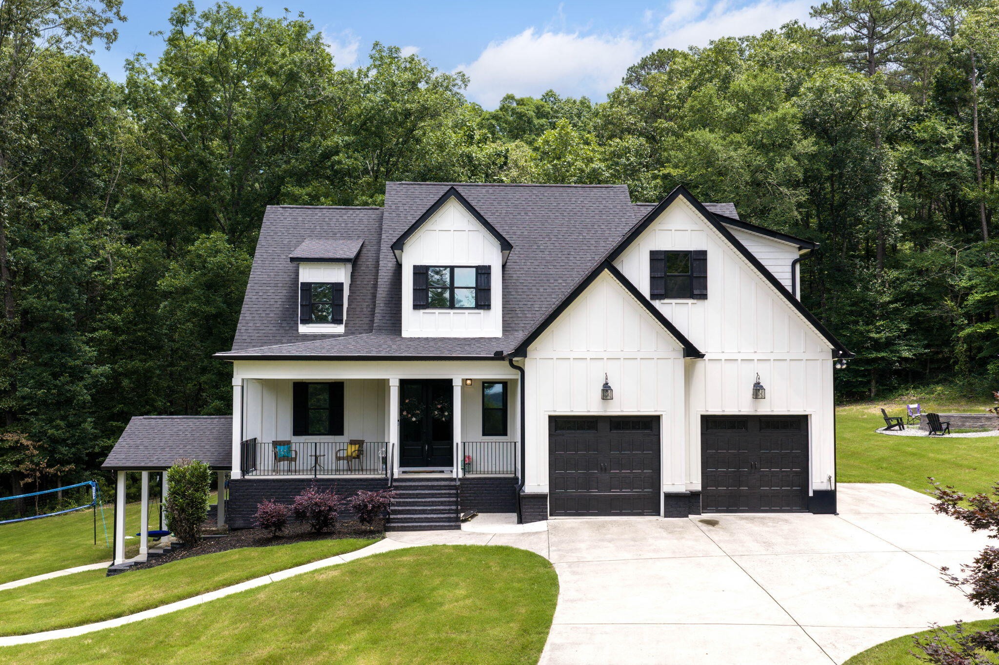 3057 Burning Bush Road Property Photo 1