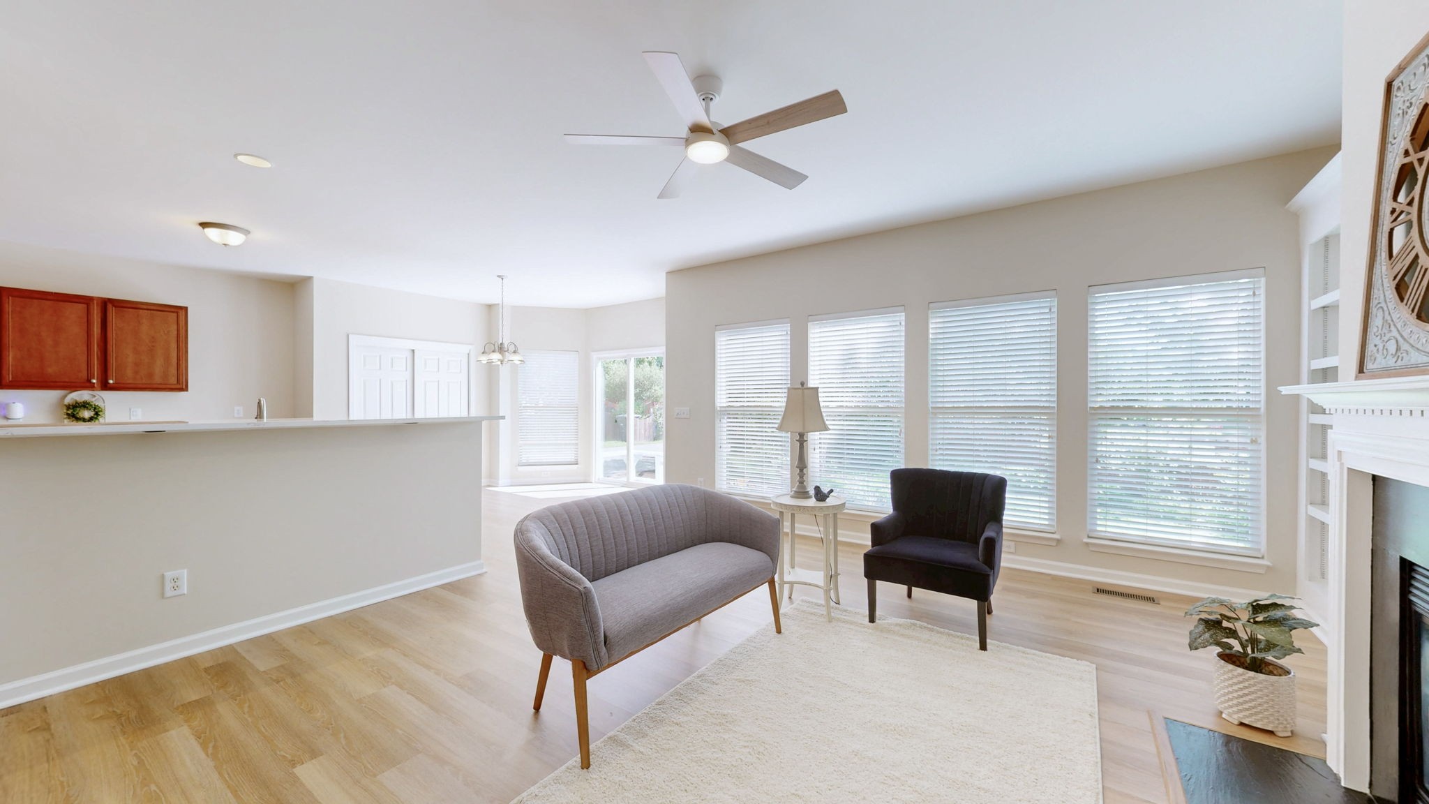 1018 Market St Property Photo 4