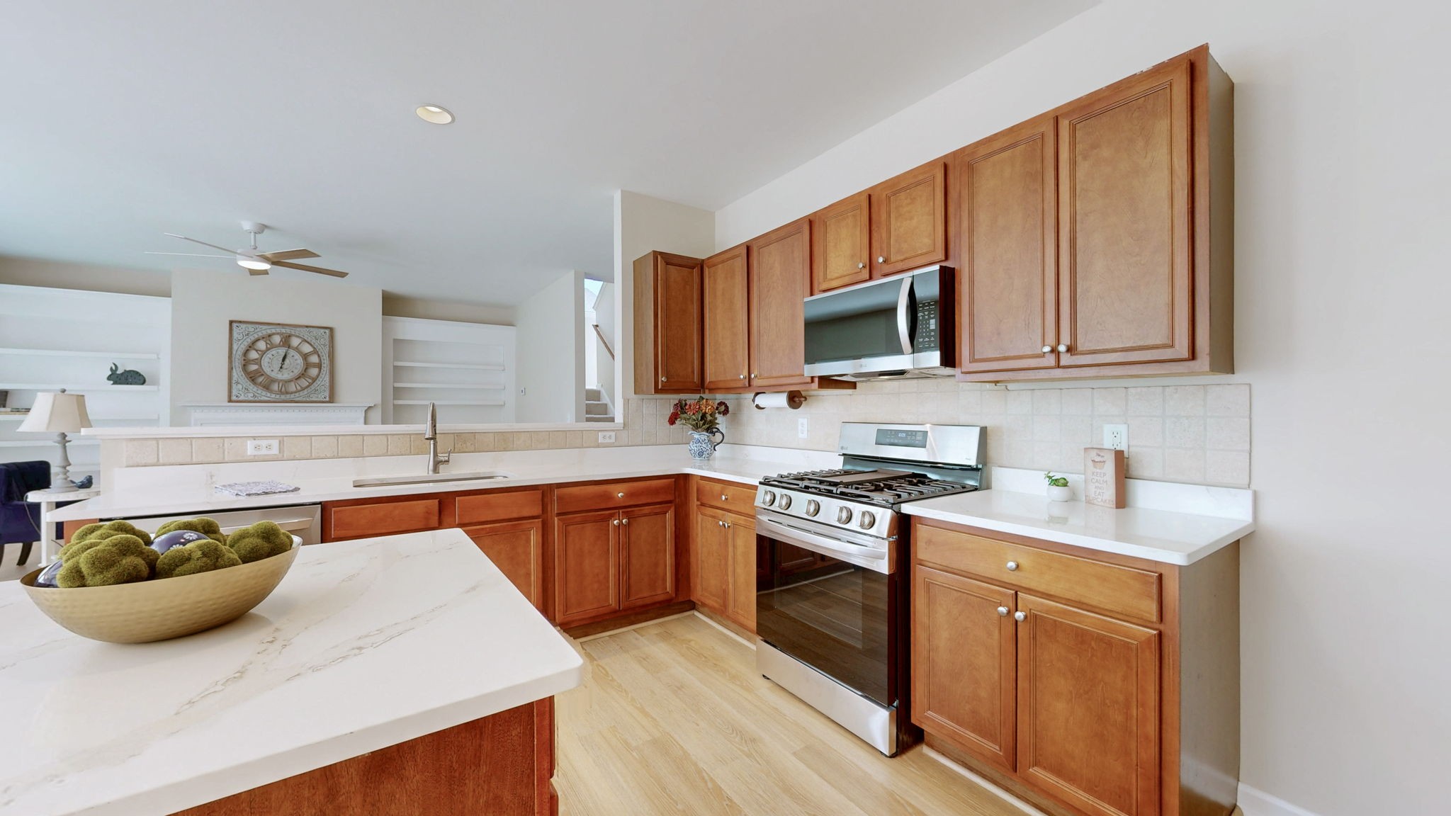1018 Market St Property Photo 8