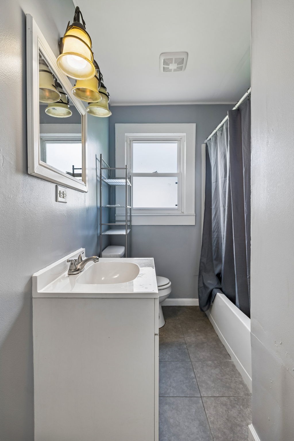 24 E Stevens St Property Photo 28