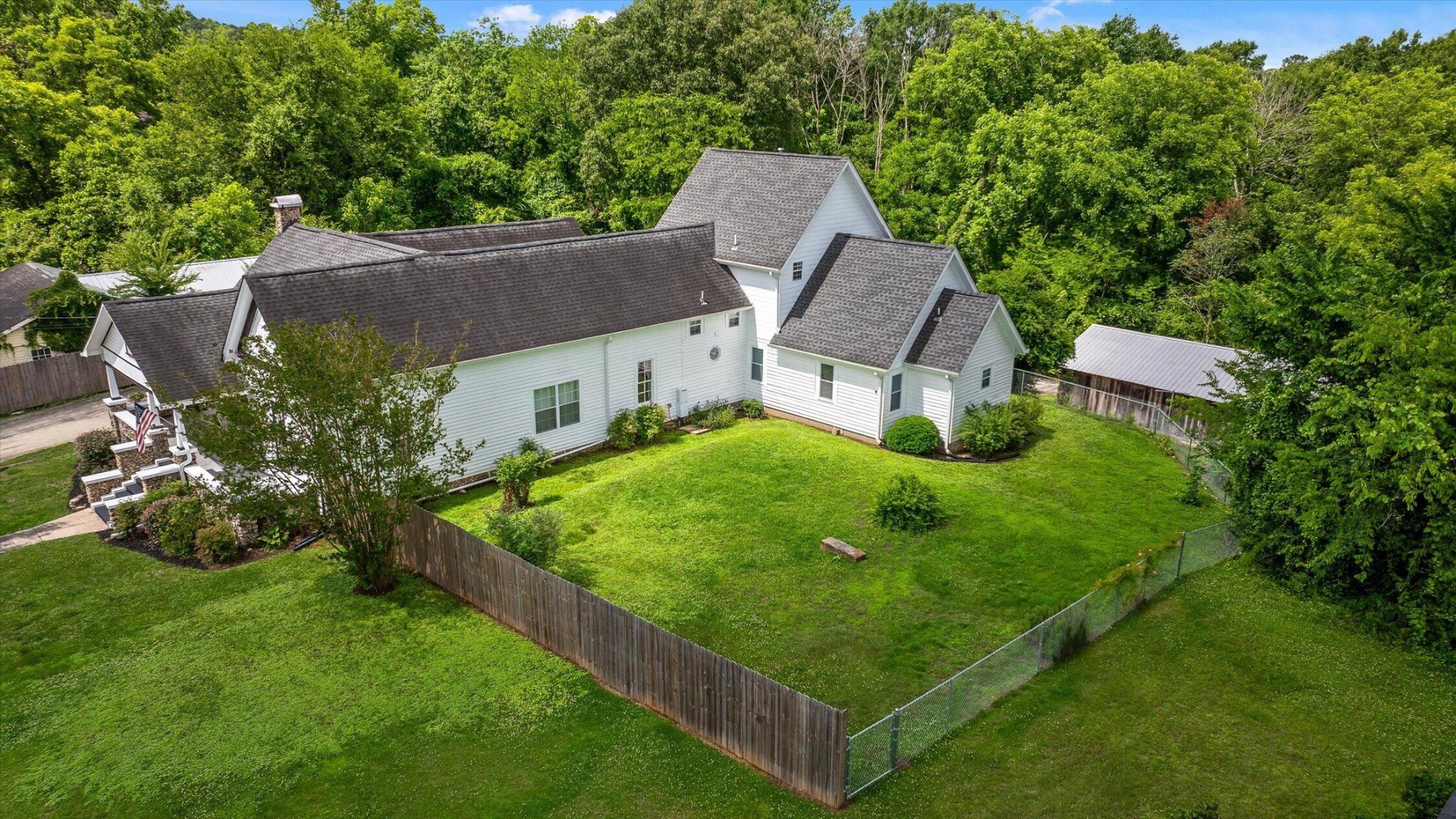 435 5th Street Property Photo 7
