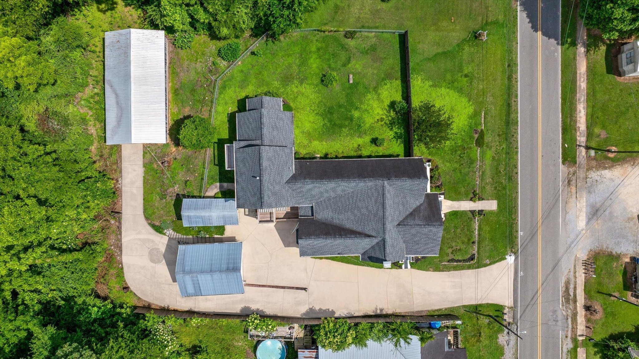 435 5th Street Property Photo 9