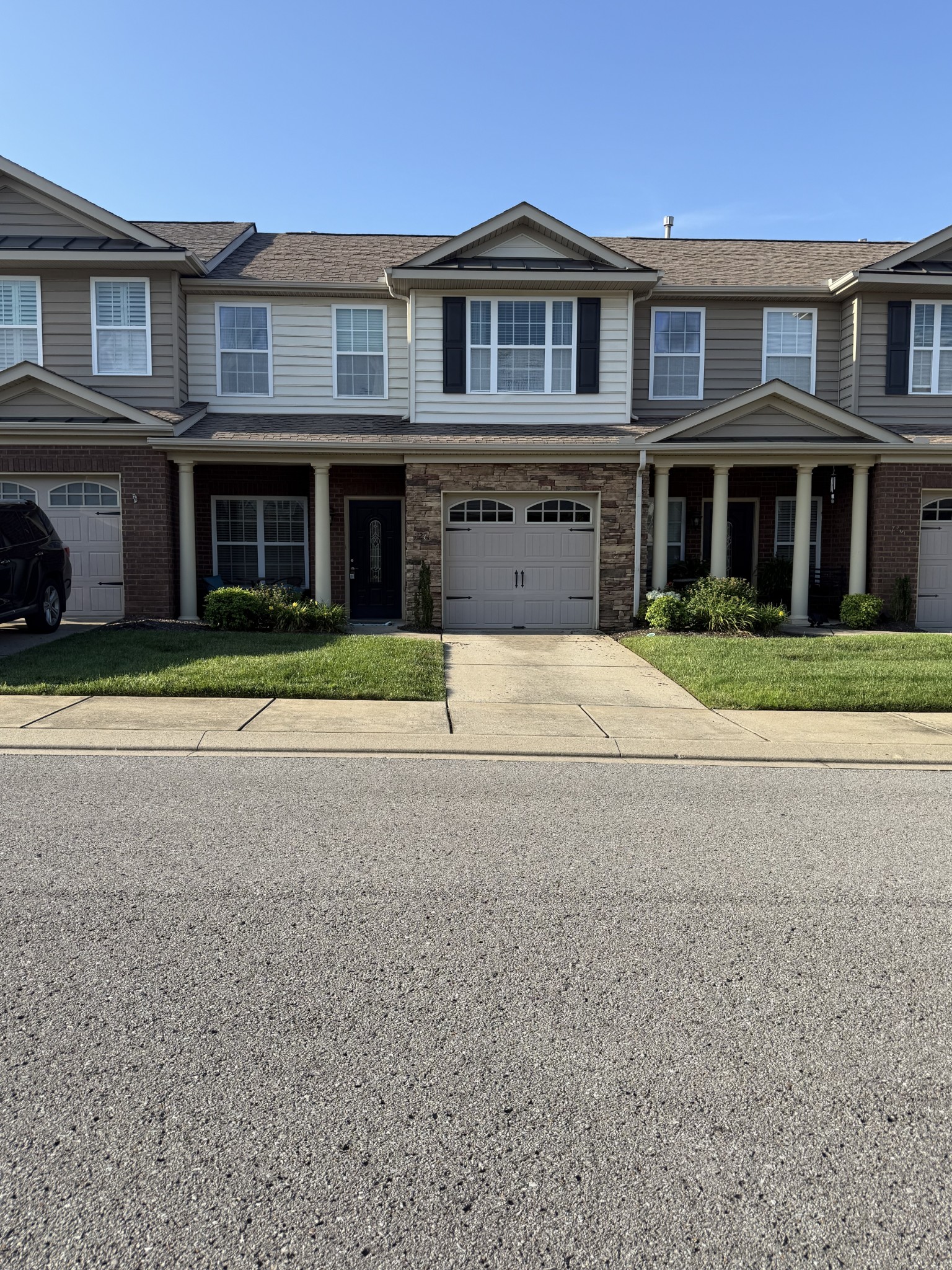 728 Shady Stone Way