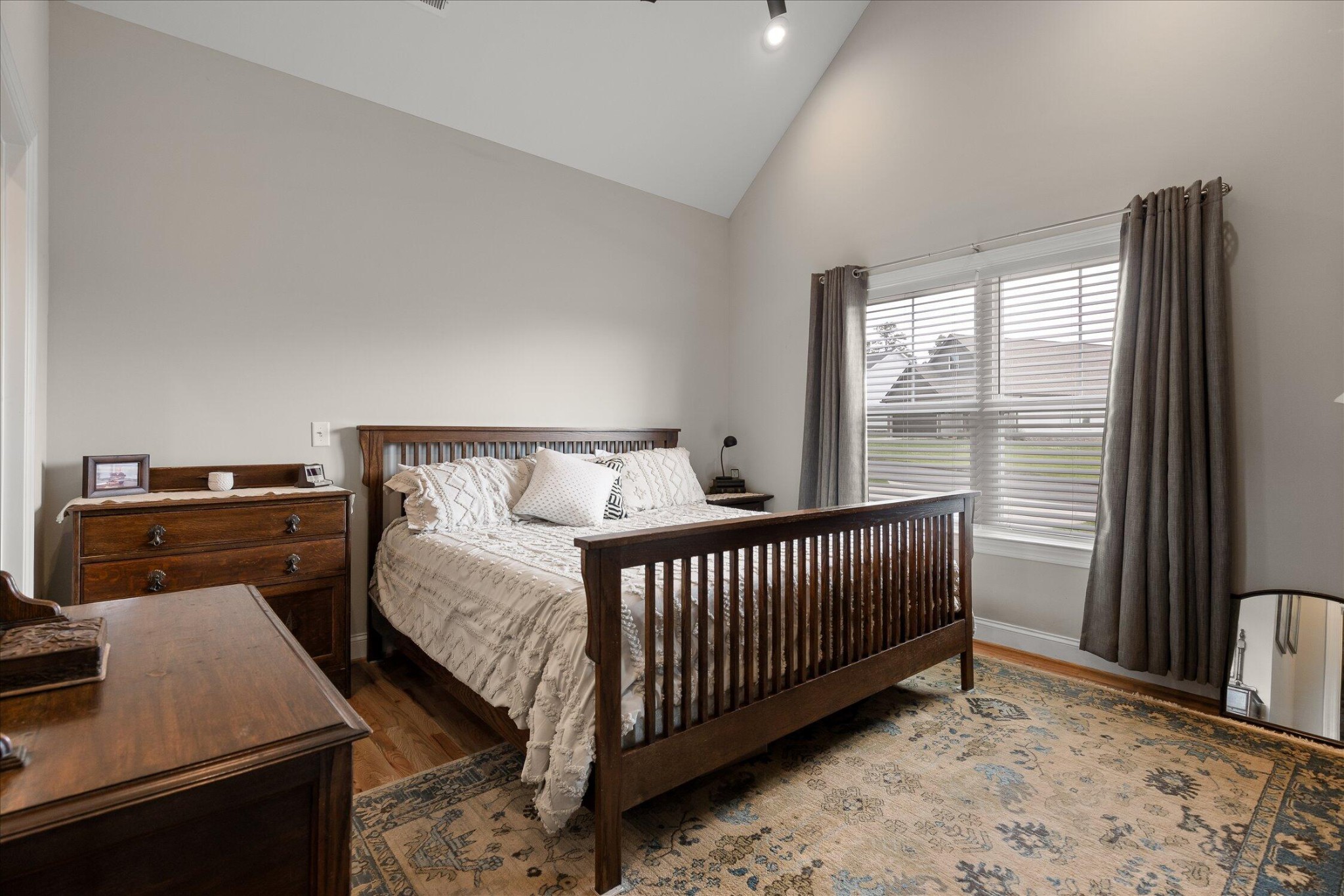 301 Sentry Oaks Property Photo 4