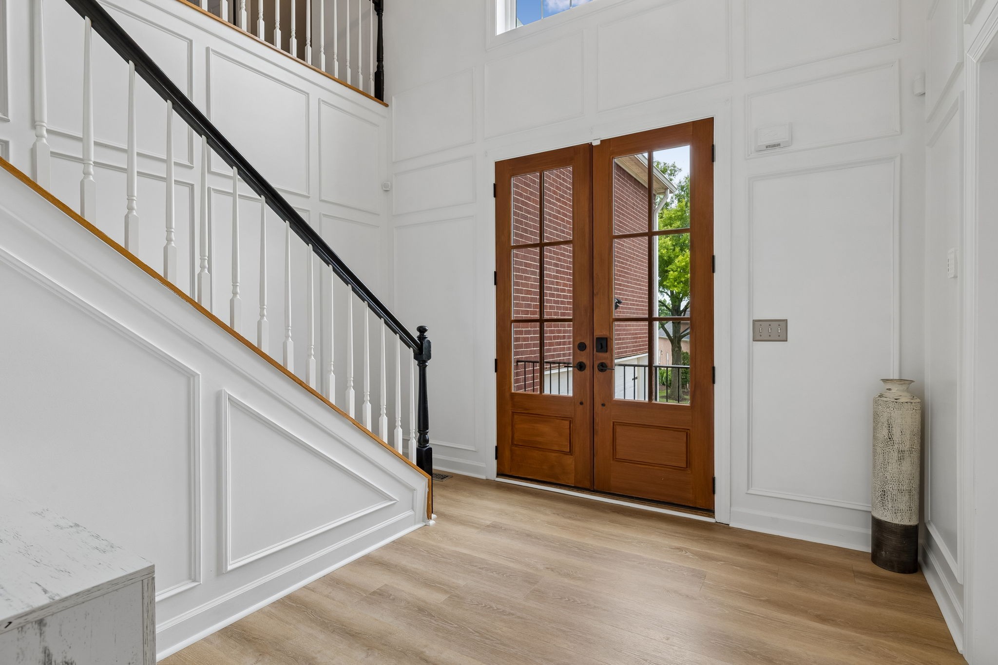 608 Banbury Pl Property Photo 3