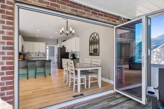608 Banbury Pl Property Photo 11