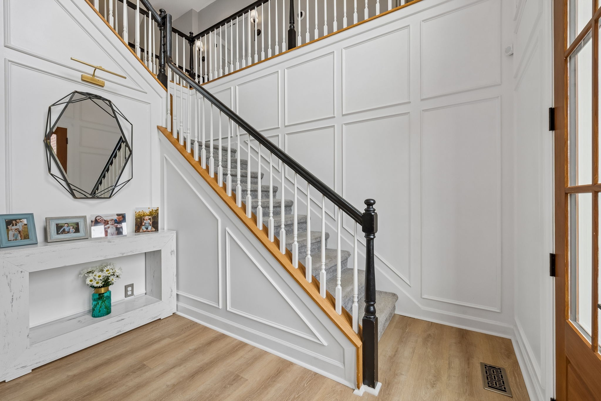 608 Banbury Pl Property Photo 25