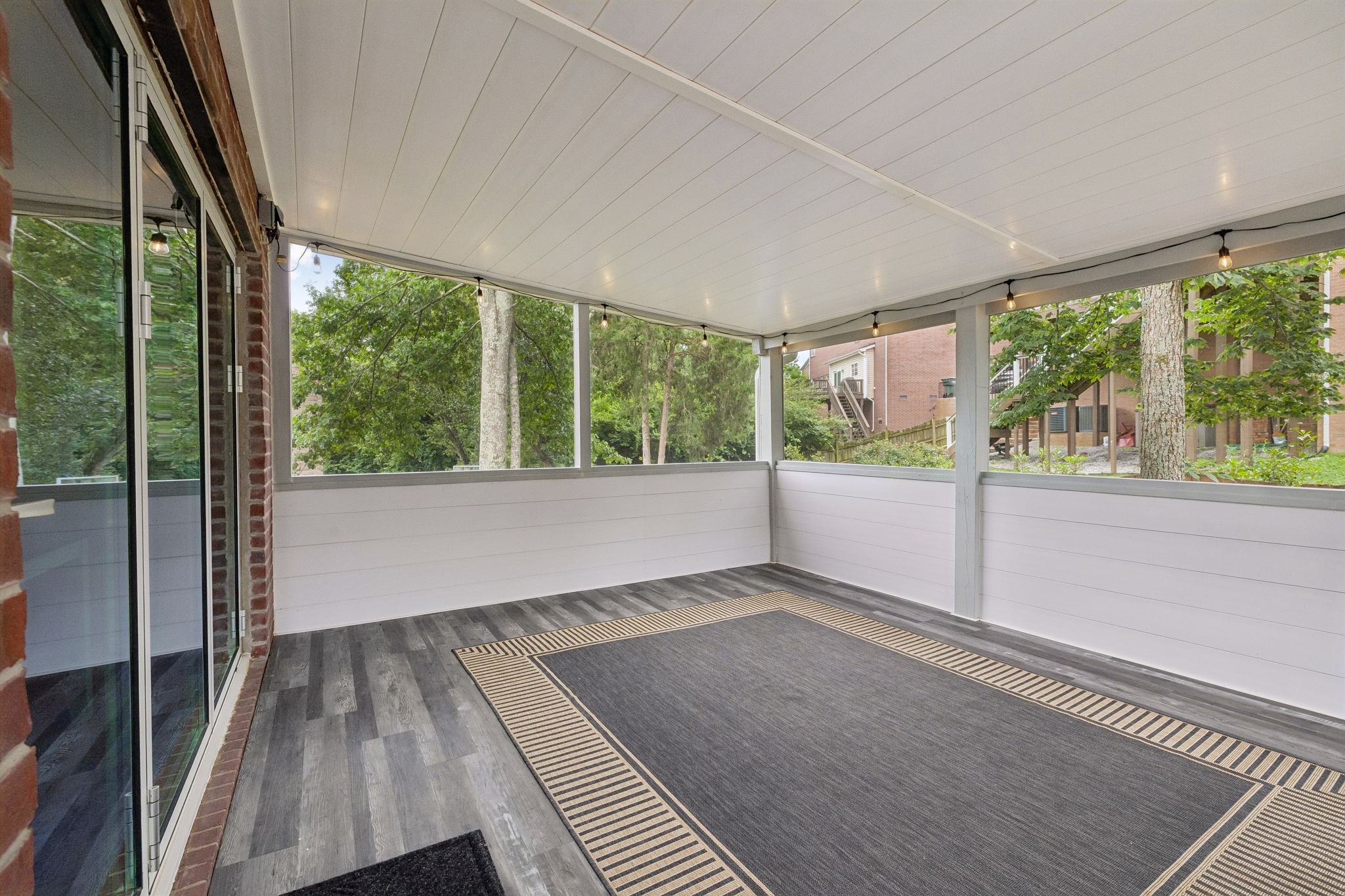 608 Banbury Pl Property Photo 35