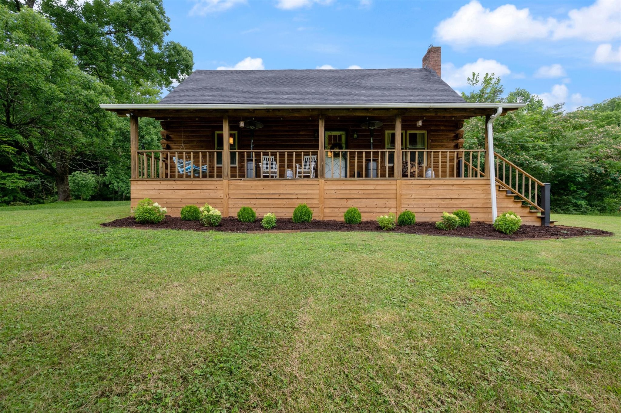8004 Charlotte Pike Property Photo 1