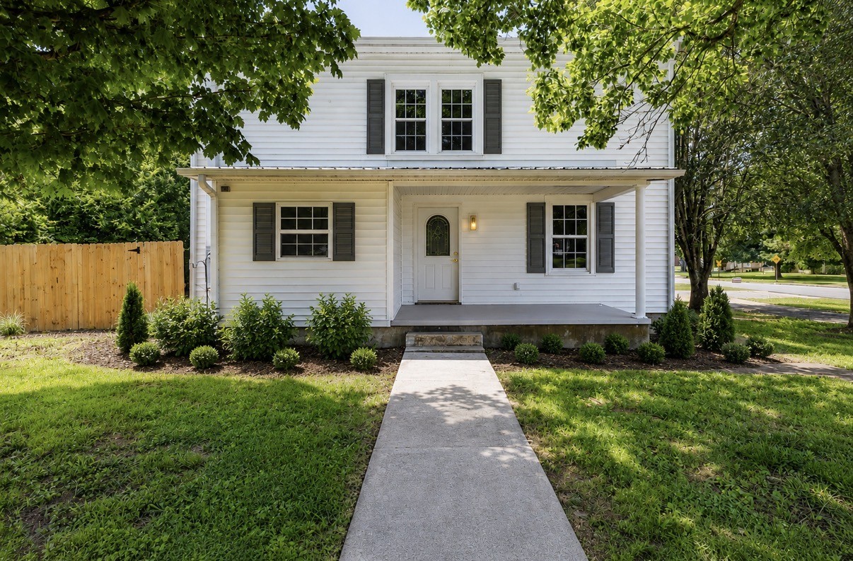 1410 Mill St Property Photo 1