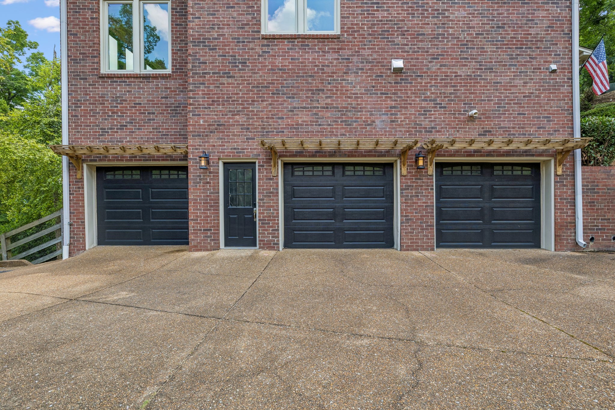 716 Split Rail Dr Property Photo 9