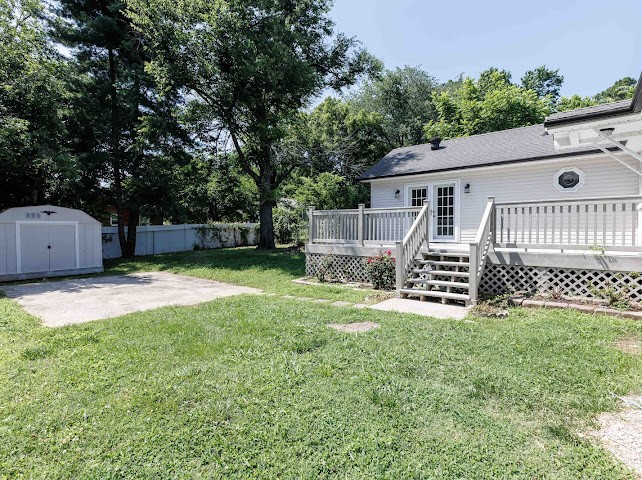 1716 Hillview Dr Property Photo 7