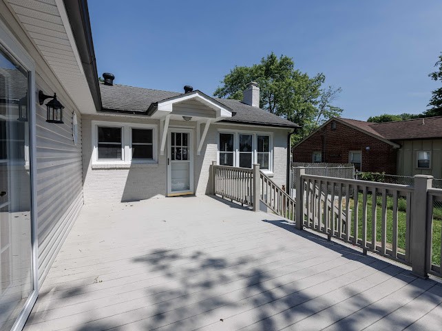 1716 Hillview Dr Property Photo 12