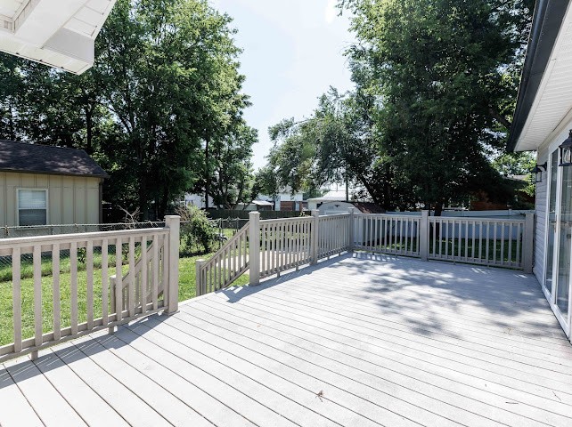 1716 Hillview Dr Property Photo 13