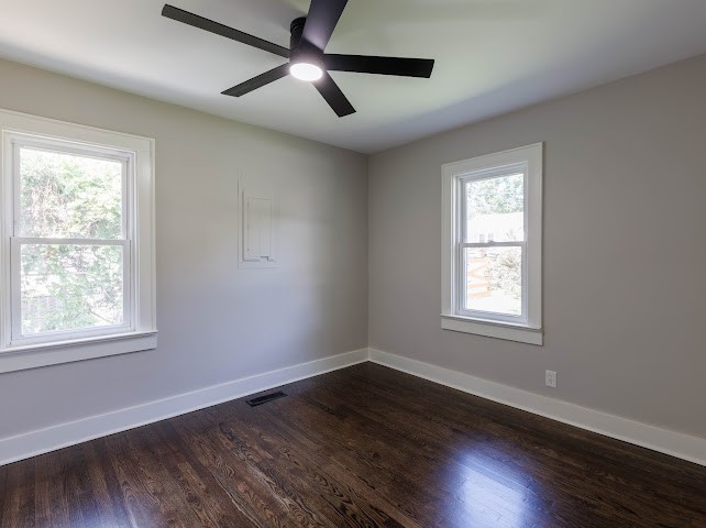 1716 Hillview Dr Property Photo 37