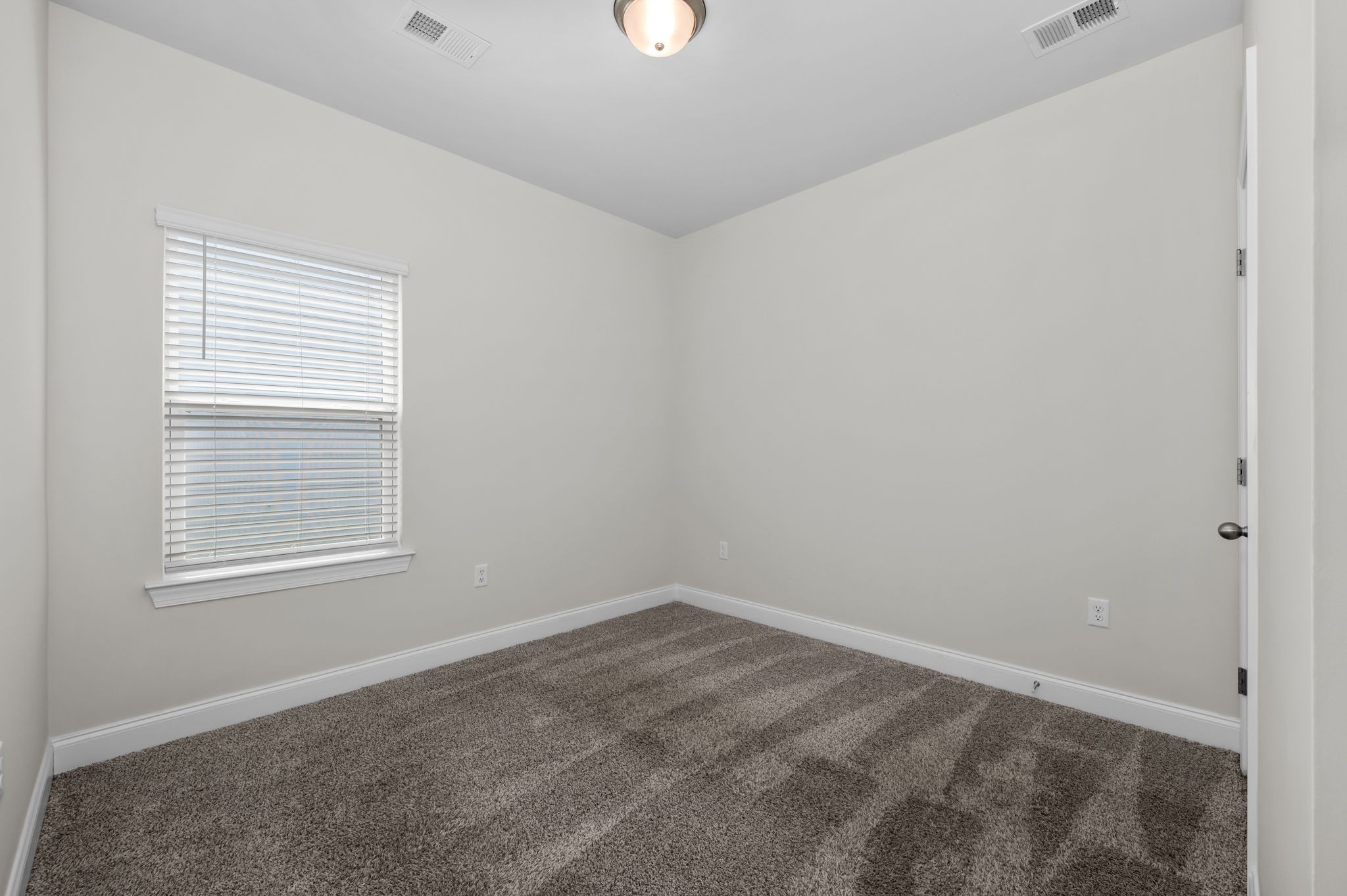 3707 Mathewson Way Property Photo 14