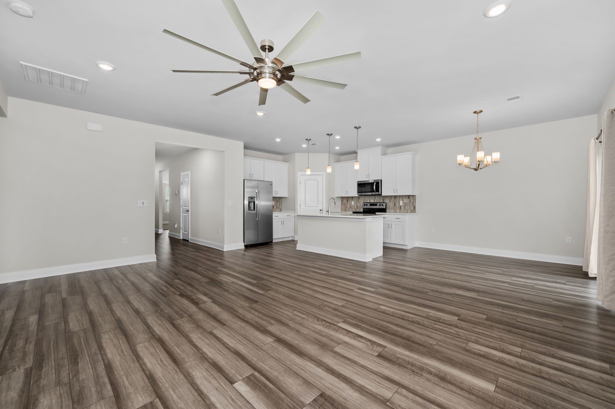 3707 Mathewson Way Property Photo 17
