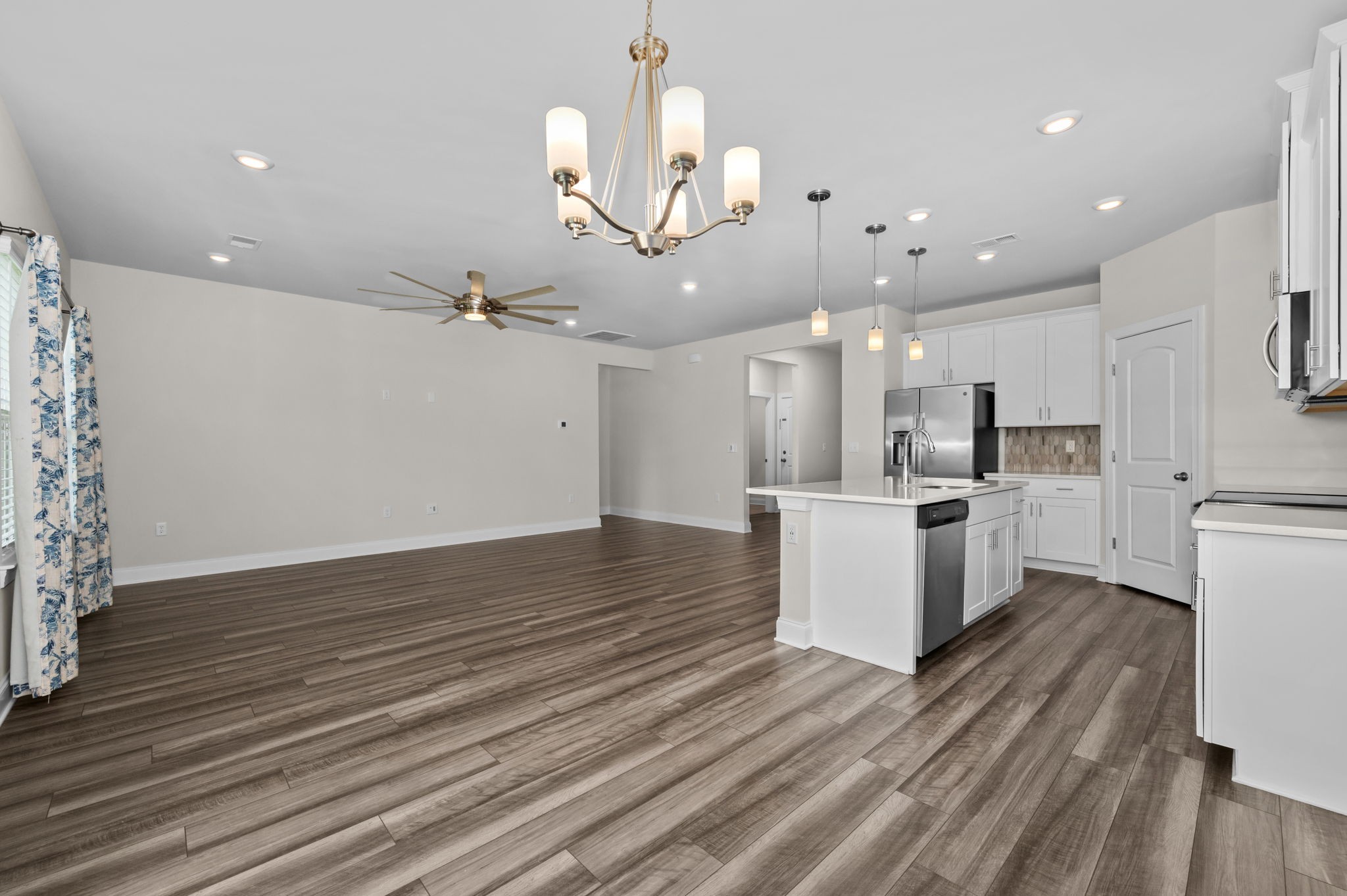 3707 Mathewson Way Property Photo 18