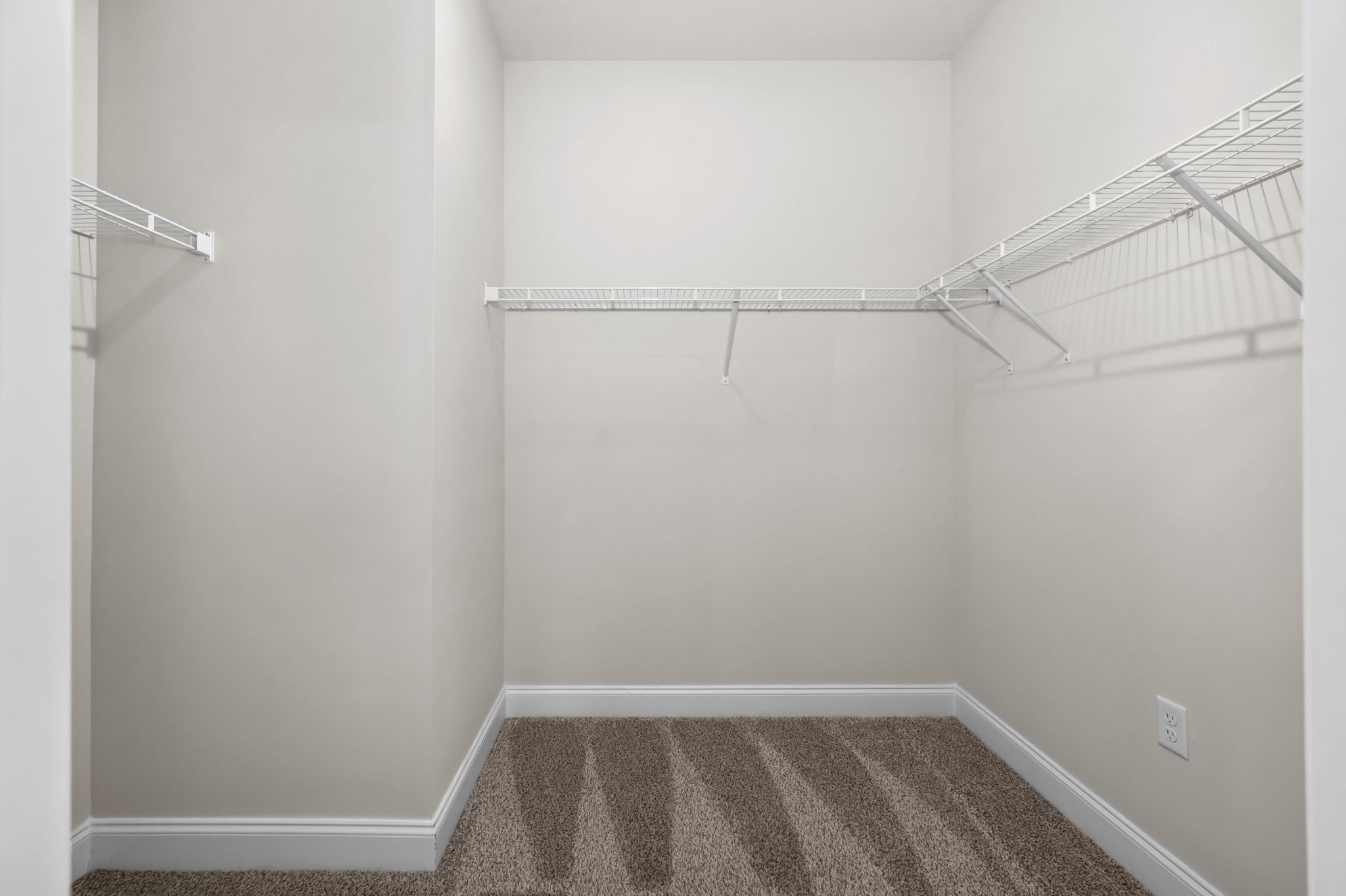 3707 Mathewson Way Property Photo 24