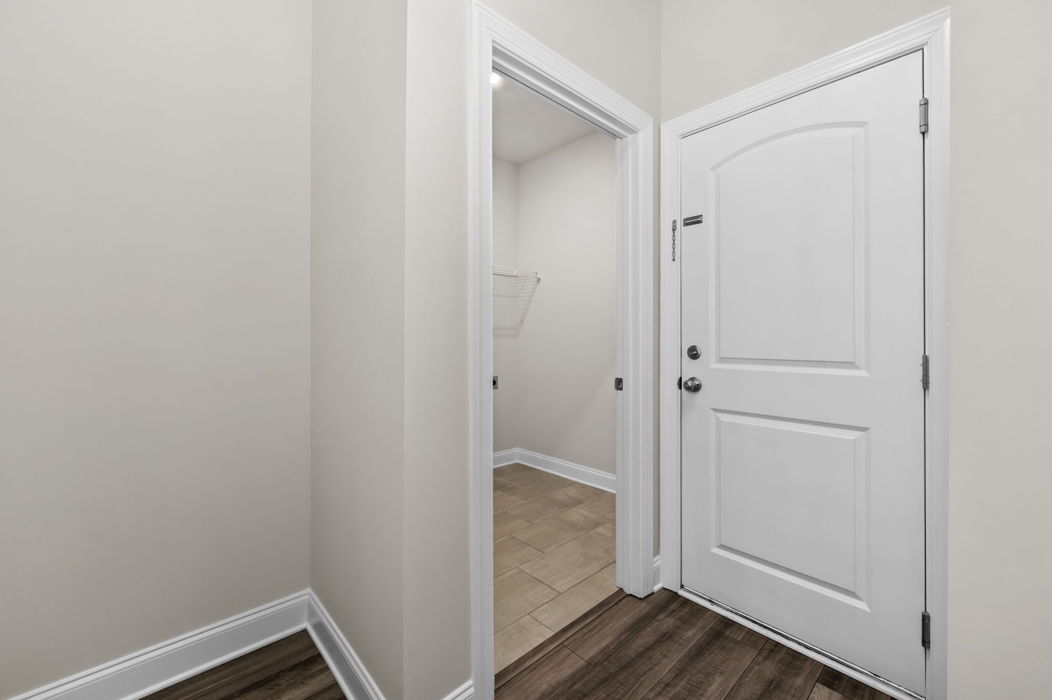 3707 Mathewson Way Property Photo 25