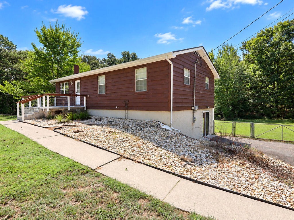 370 Homestead Circle, Ne Property Photo 1