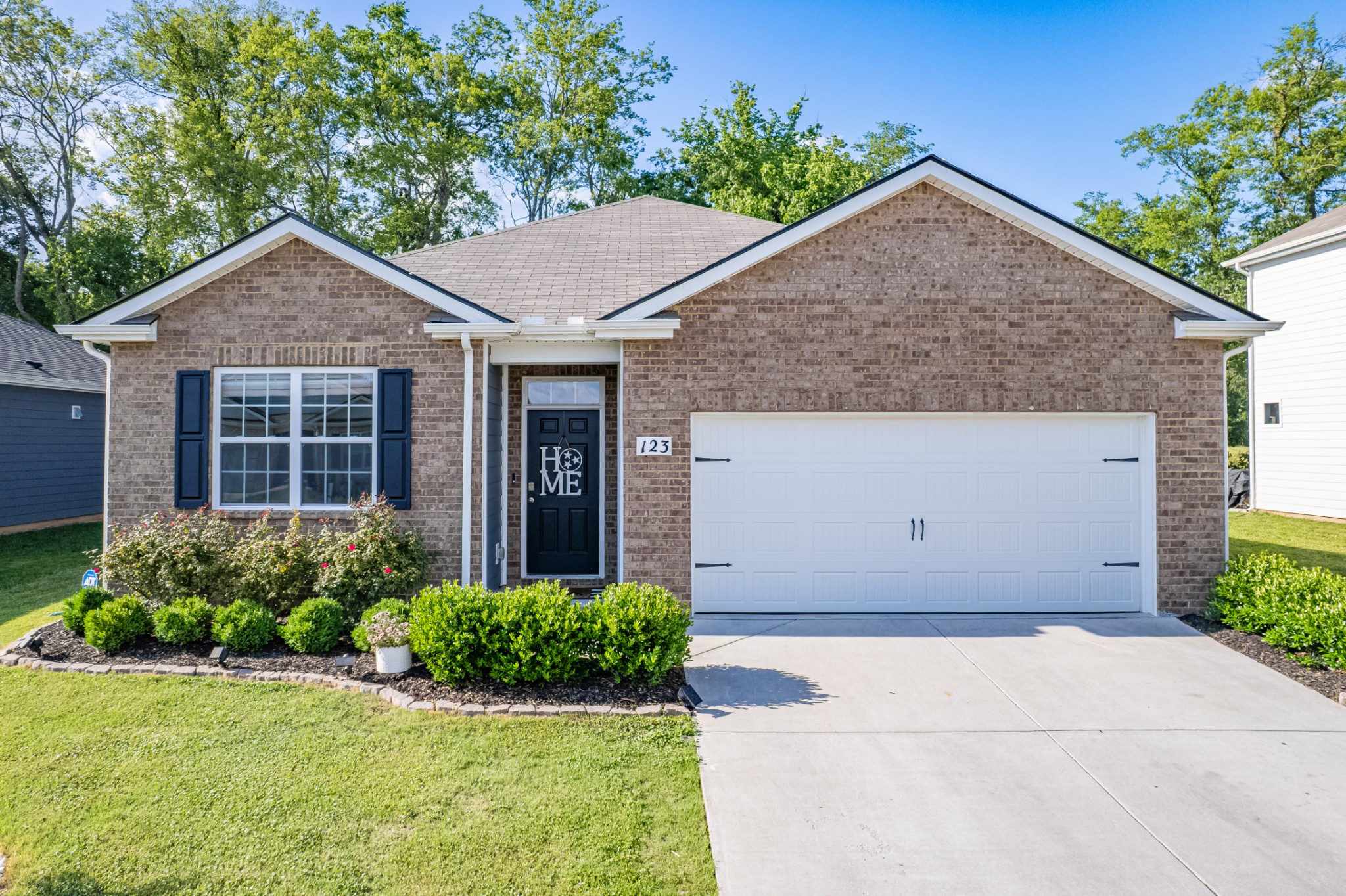 123 Olivia Cir