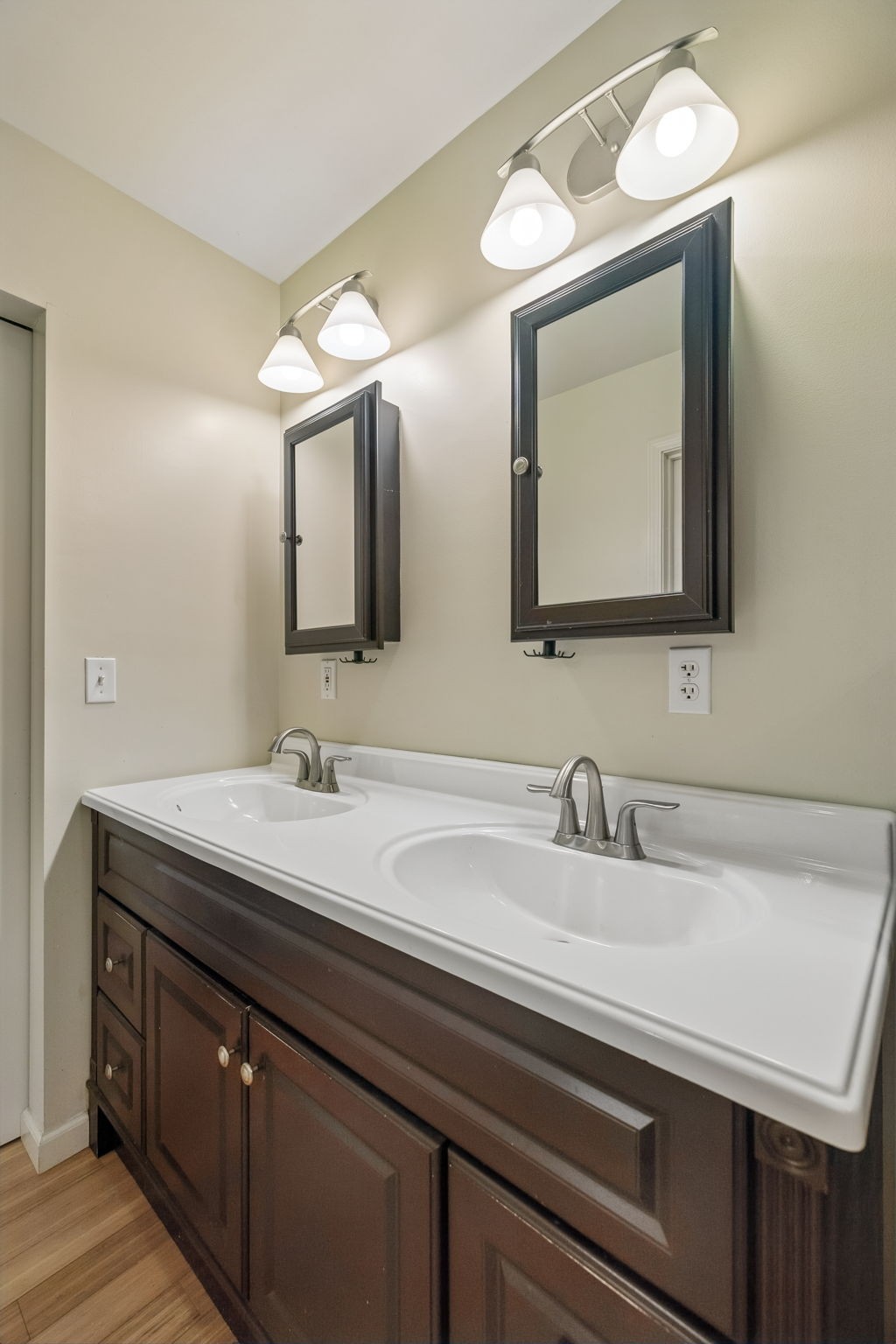 436 Sinclair Ln Property Photo 30