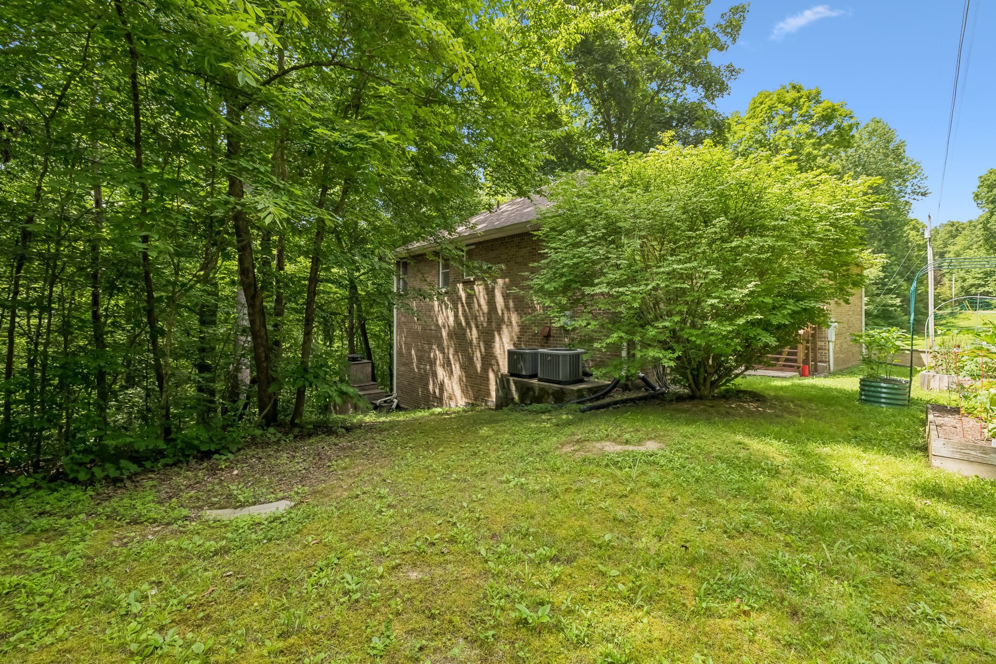436 Sinclair Ln Property Photo 37