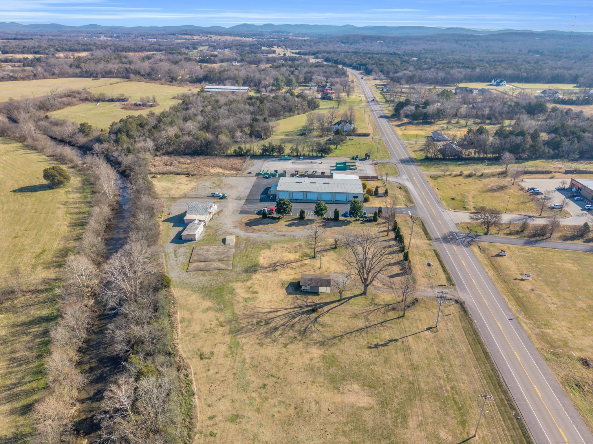 6853 Lascassas Pike Property Photo 1