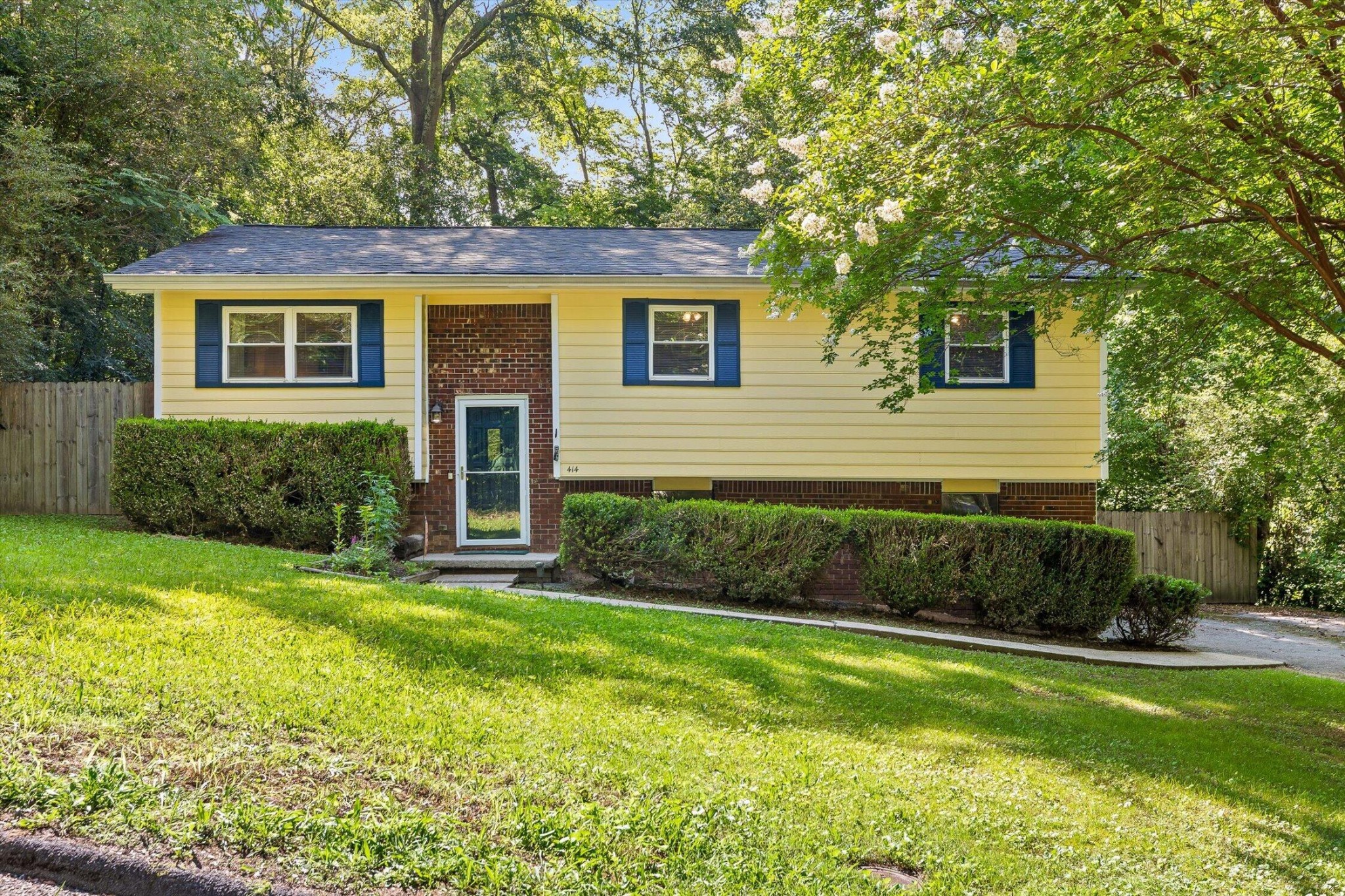 414 Northmont Road Property Photo 1