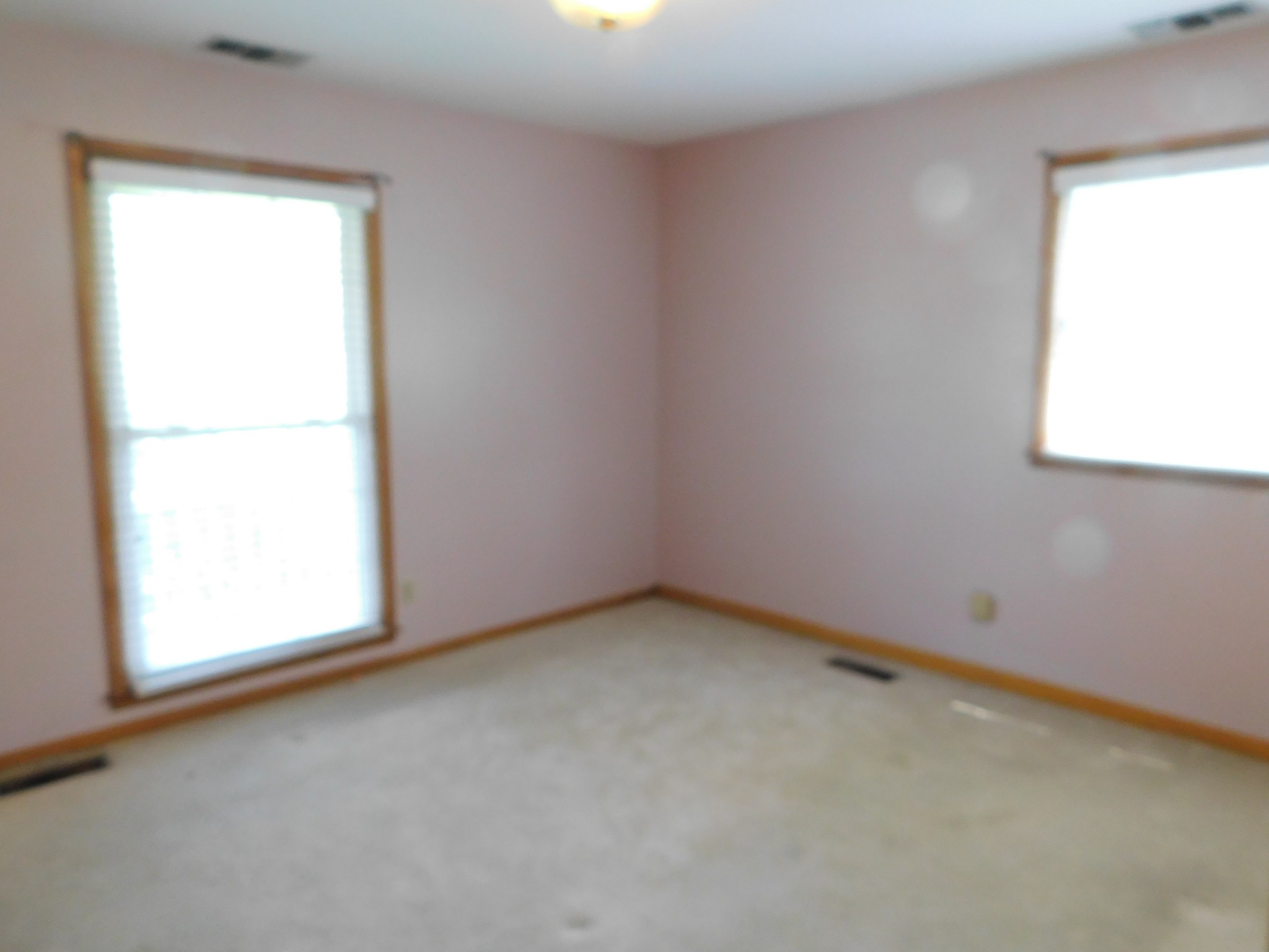 1144 Spencer Ave Property Photo 29