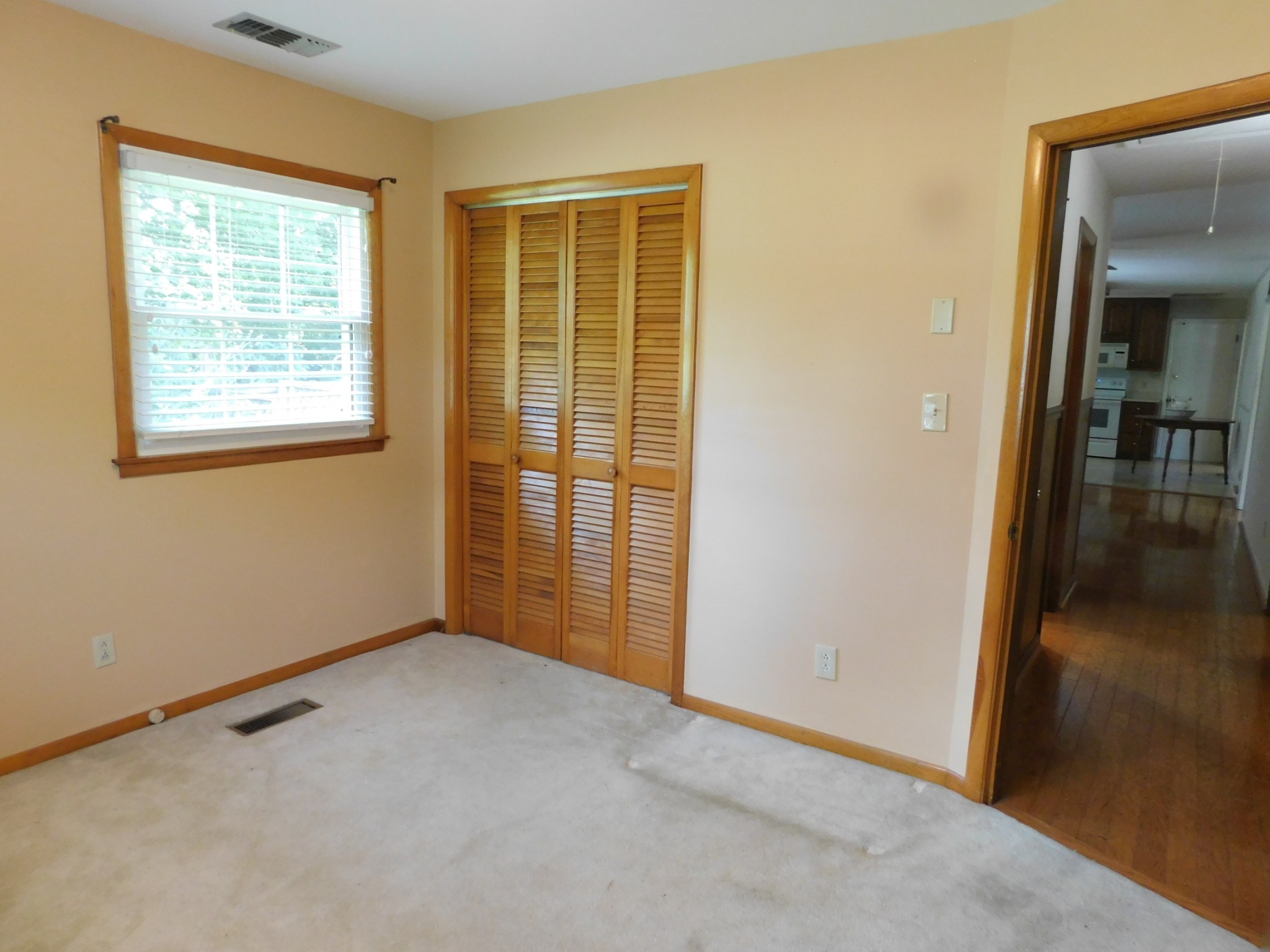 1144 Spencer Ave Property Photo 36