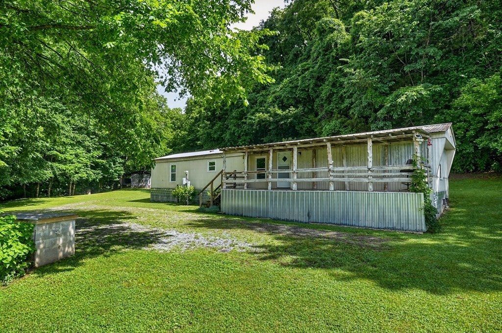278 Aaron Pennington Ln Property Photo 5