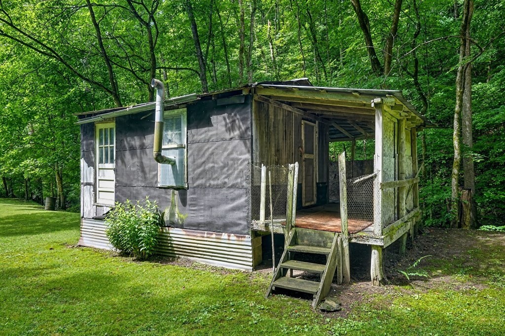 278 Aaron Pennington Ln Property Photo 37