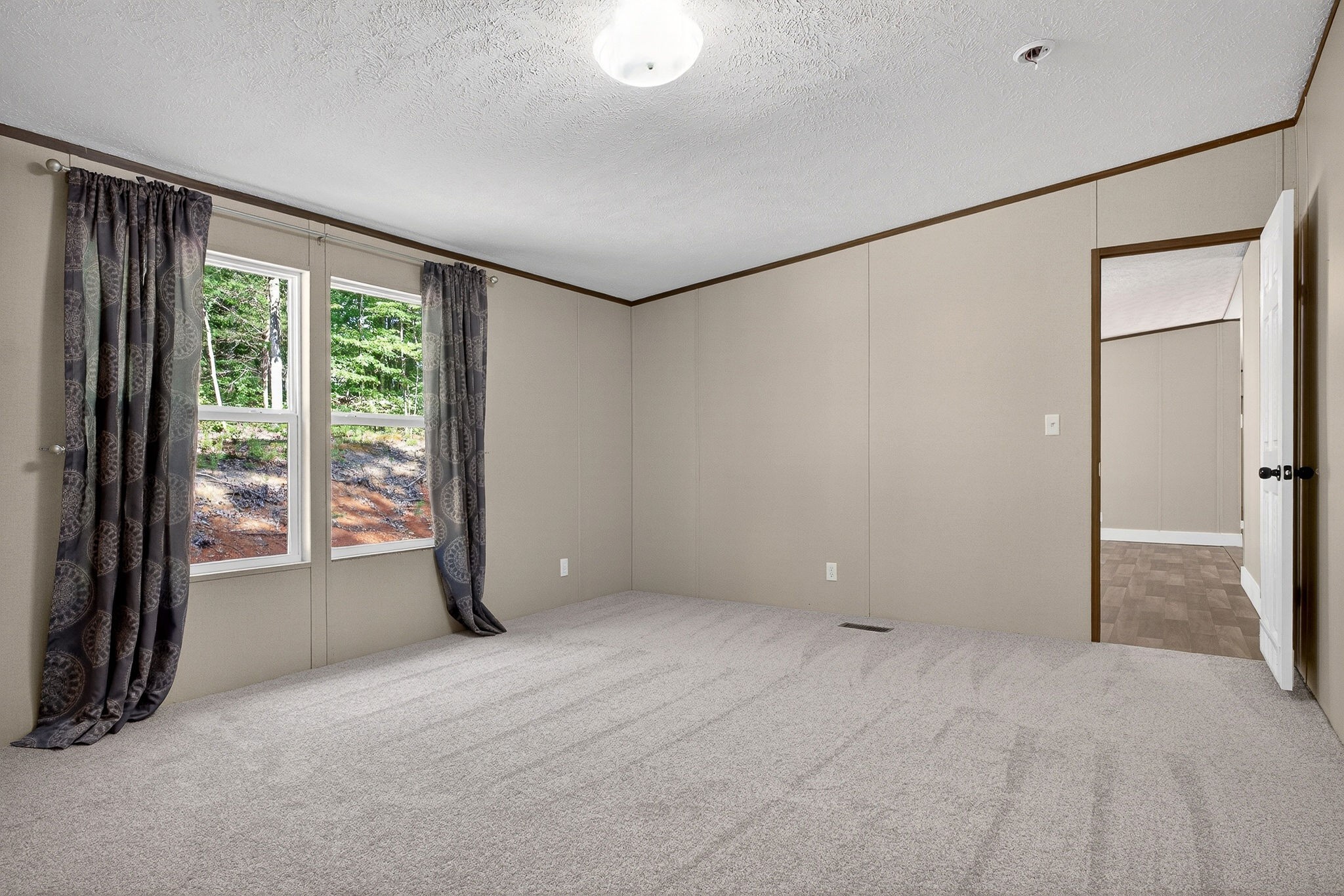 67 Medical Cir Property Photo 8