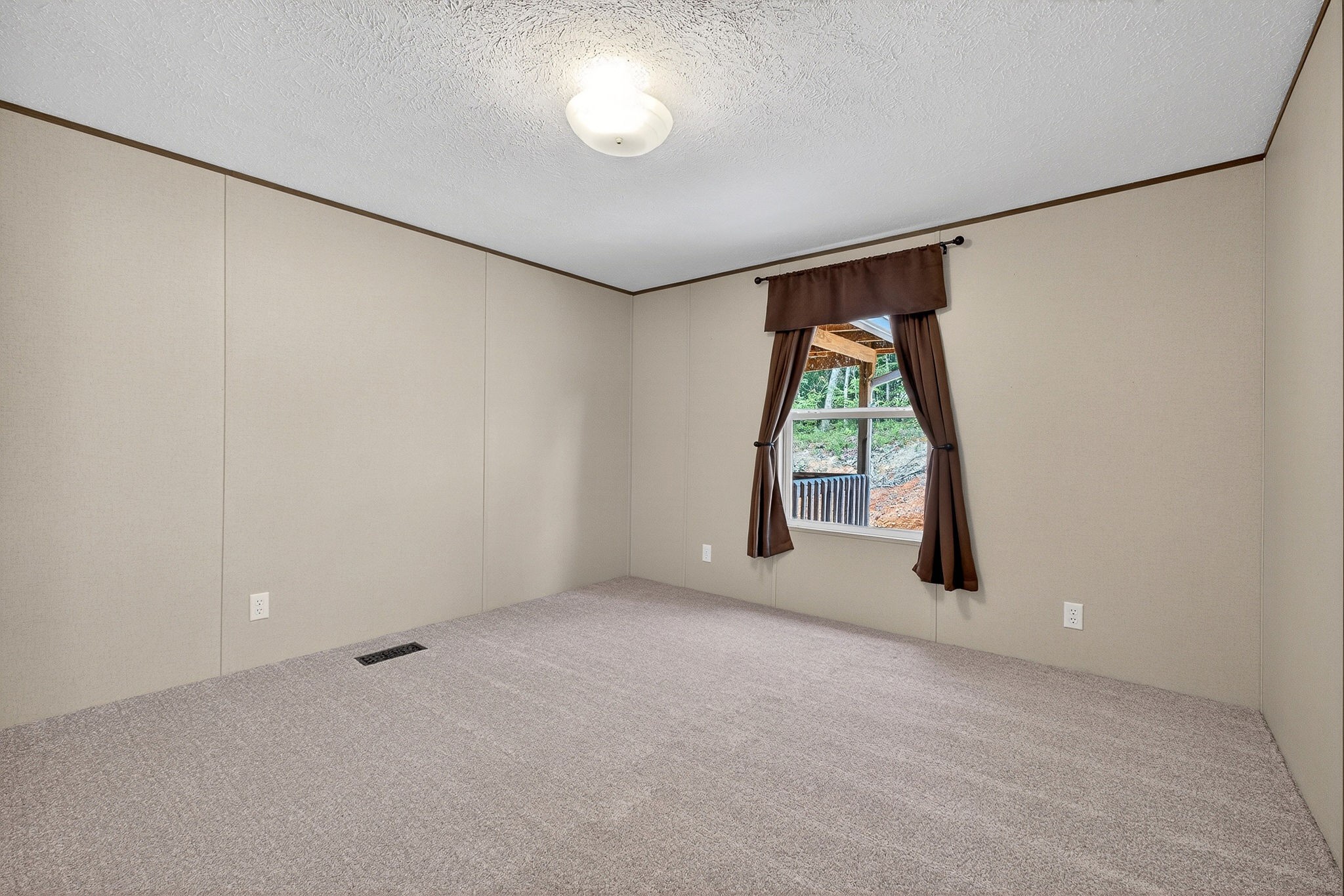 67 Medical Cir Property Photo 21