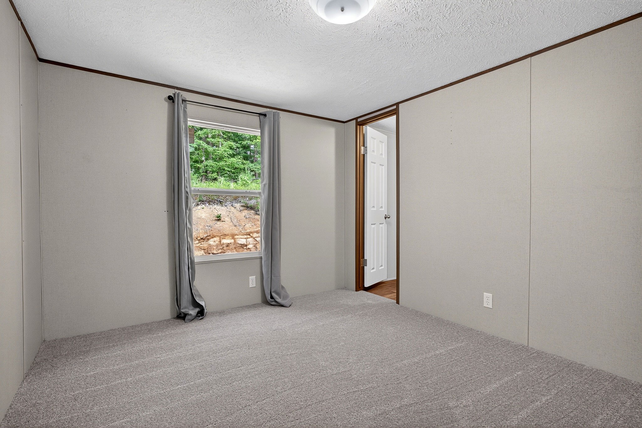 67 Medical Cir Property Photo 23