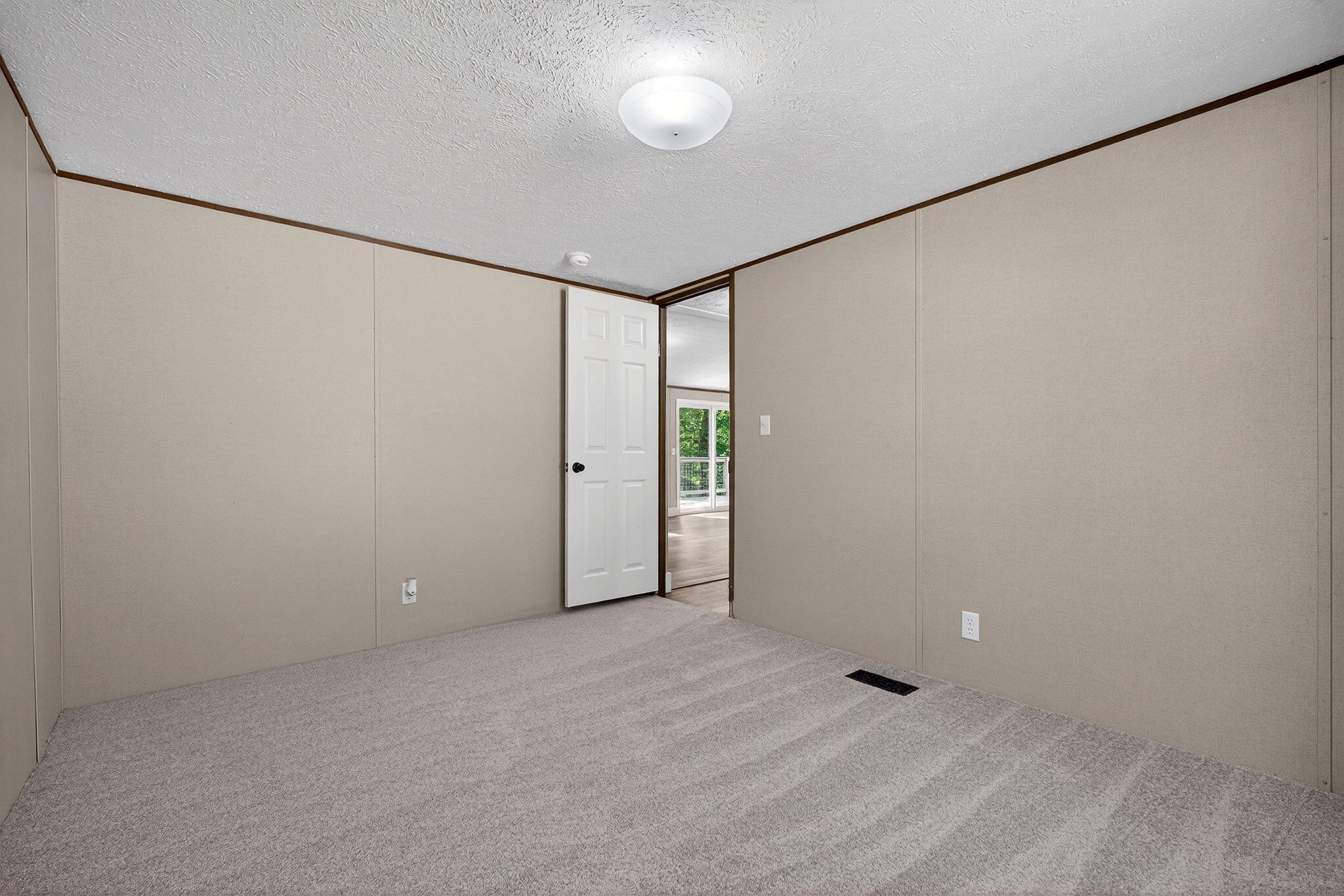 67 Medical Cir Property Photo 24