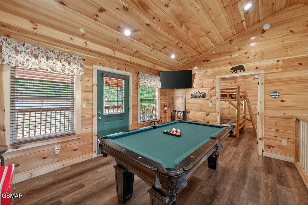 826 String Run Way Property Photo 33
