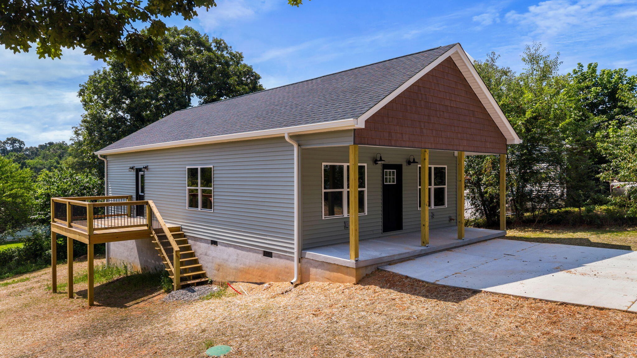 480 Parker Drive, NE