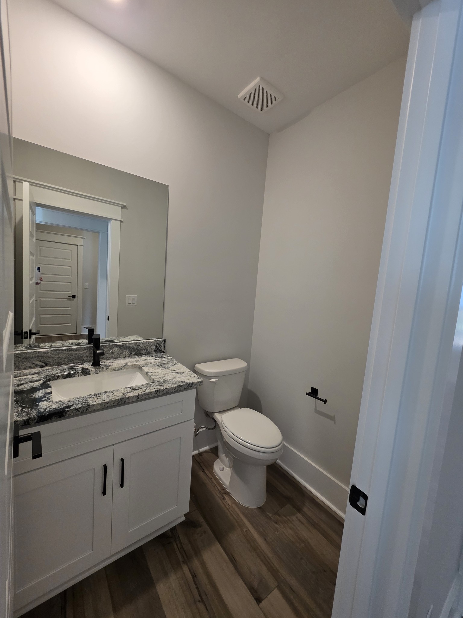 369 Springbrook Blvd Property Photo 14
