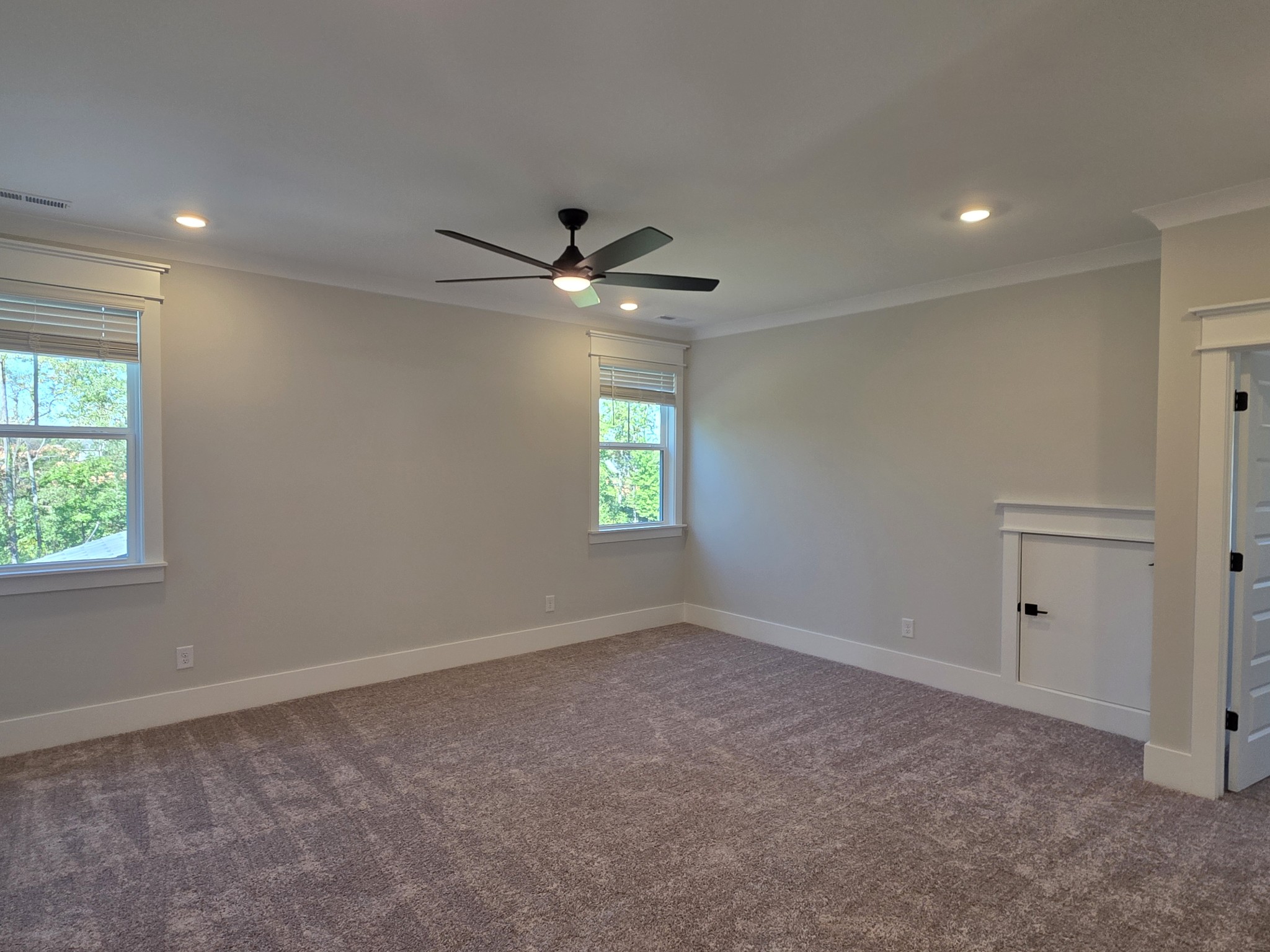 369 Springbrook Blvd Property Photo 22