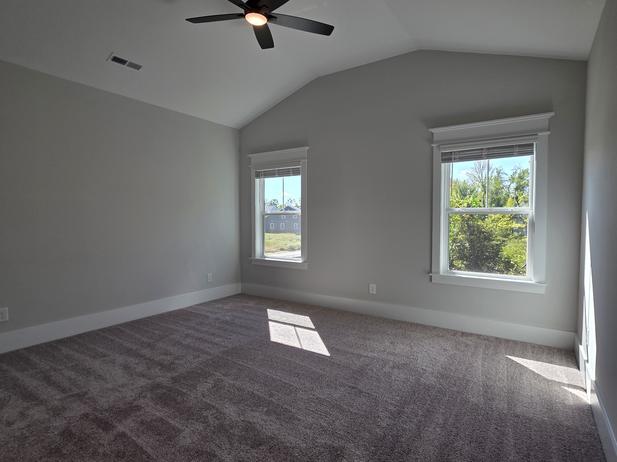 369 Springbrook Blvd Property Photo 25
