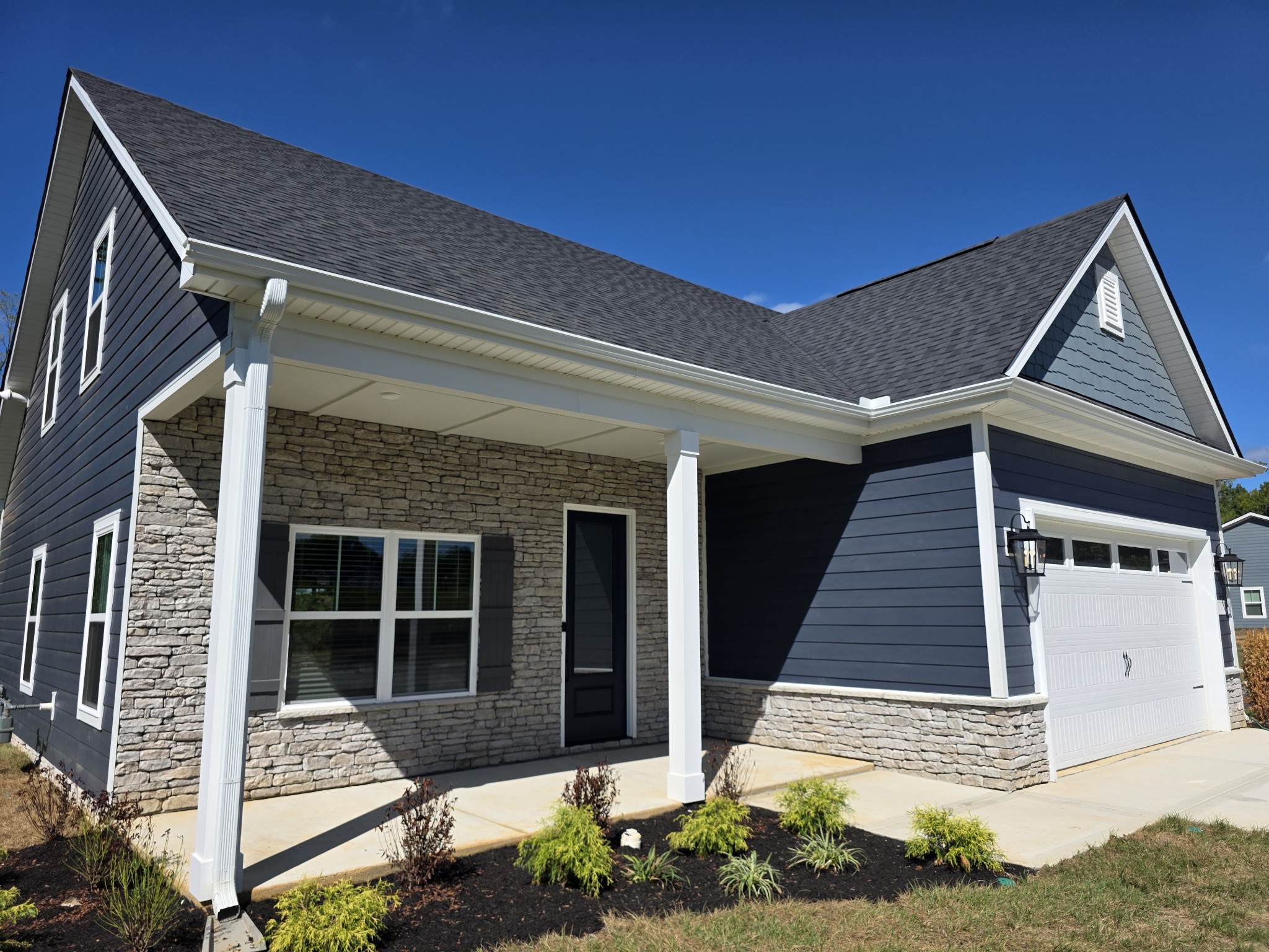 369 Springbrook Blvd Property Photo 44