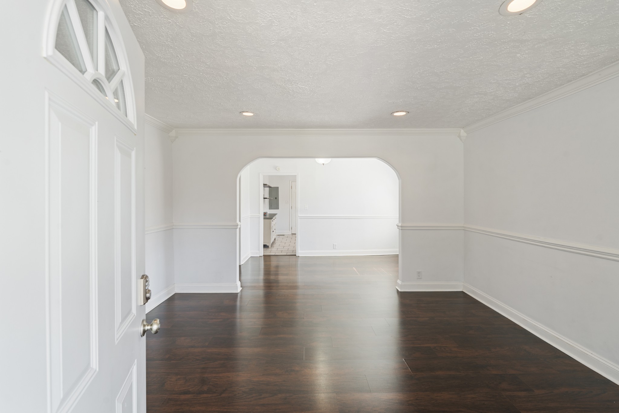 2405 Scovel St Property Photo 5