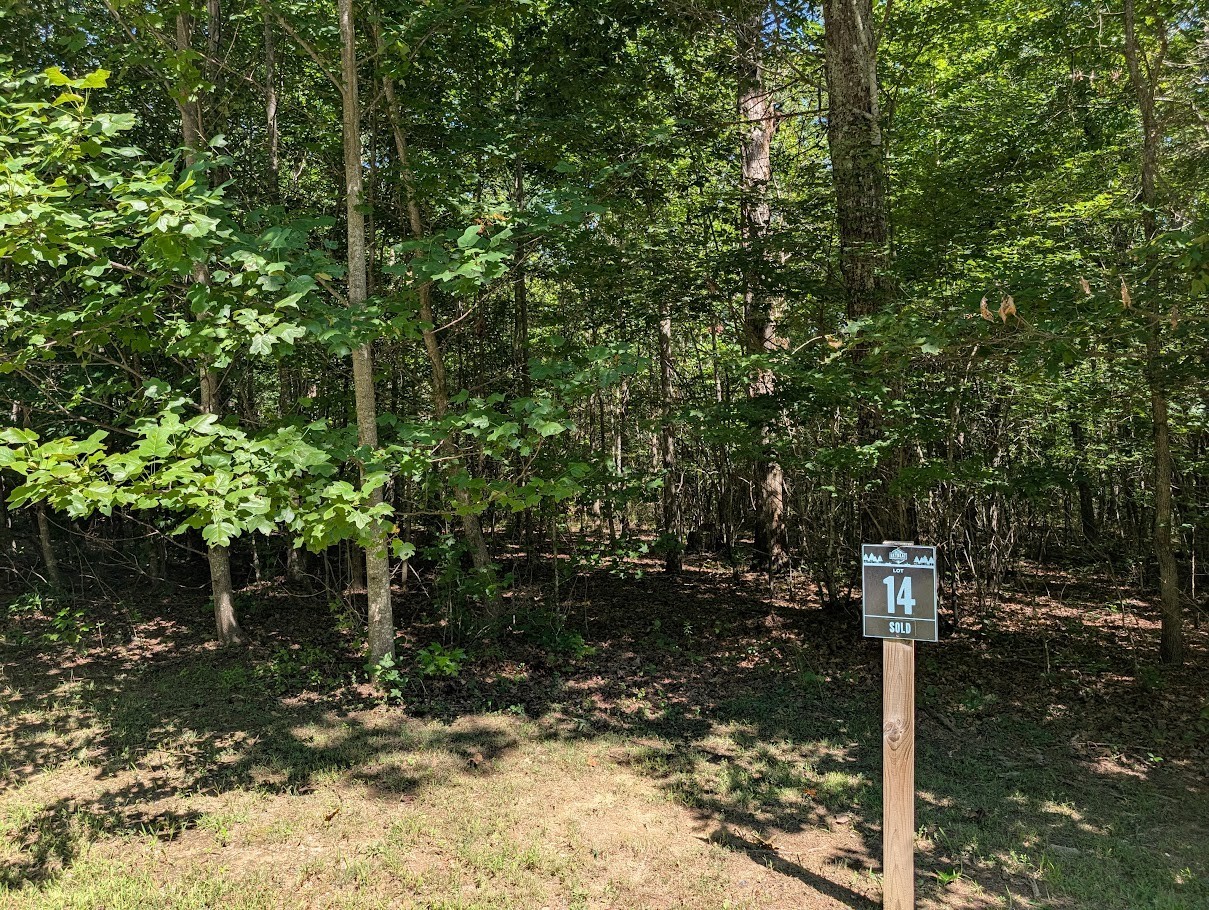 140 Sunset Bluff Way Property Photo 1