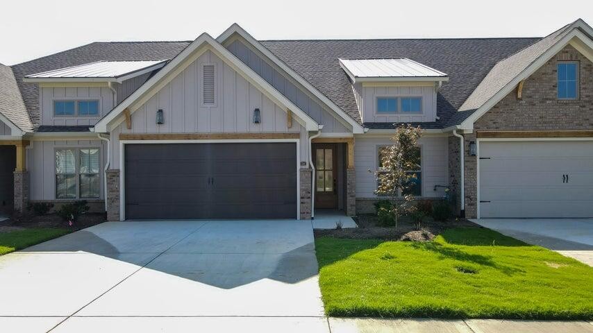 164 Arthur Lane, Nw Property Photo 1
