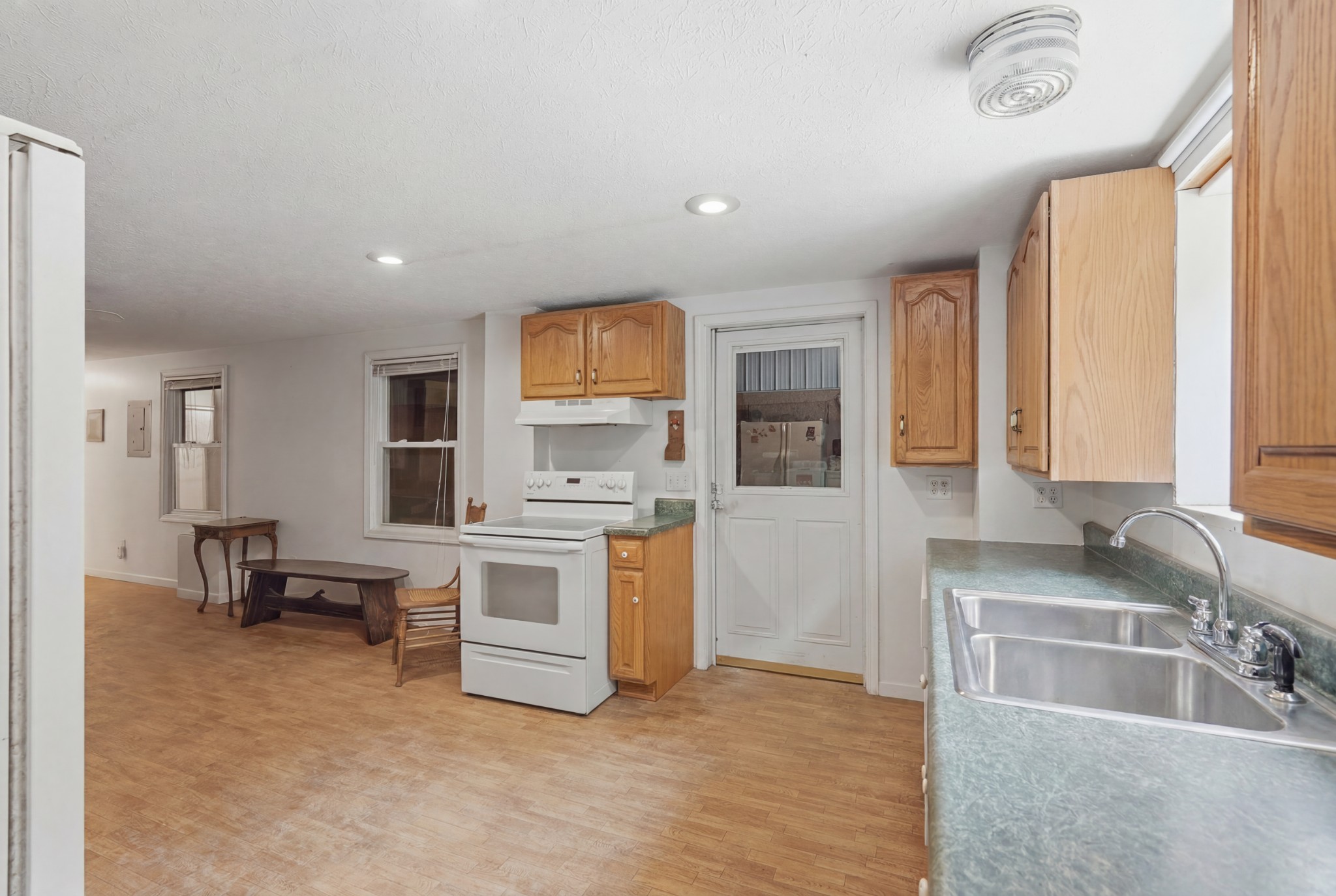 1639 Eucalyptus Dr Property Photo 24