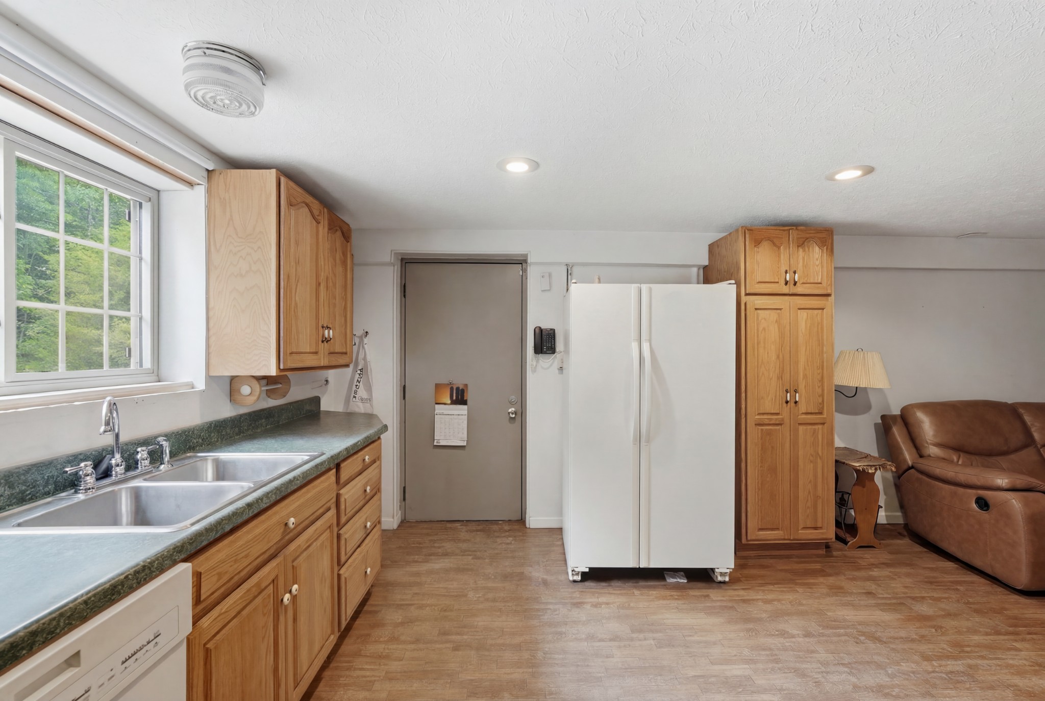 1639 Eucalyptus Dr Property Photo 25